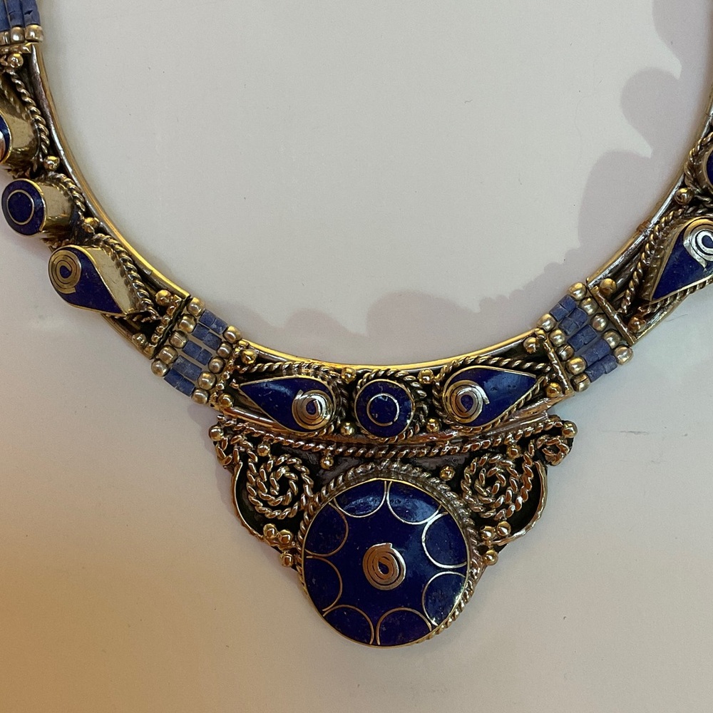 NWOT TIBETAN SILVER HANDCRAFTED BEADED NECKLACE - Picture 2 of 11